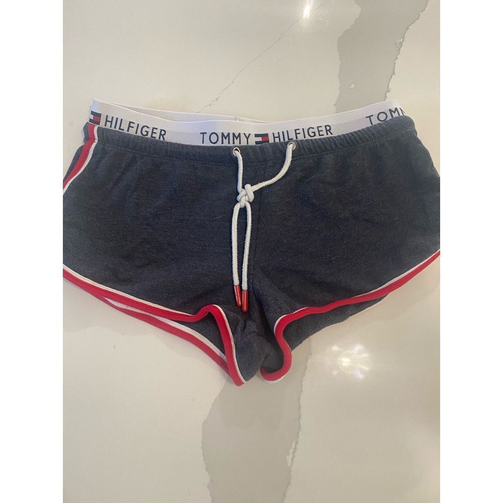 Tommy Hilfiger short shorts